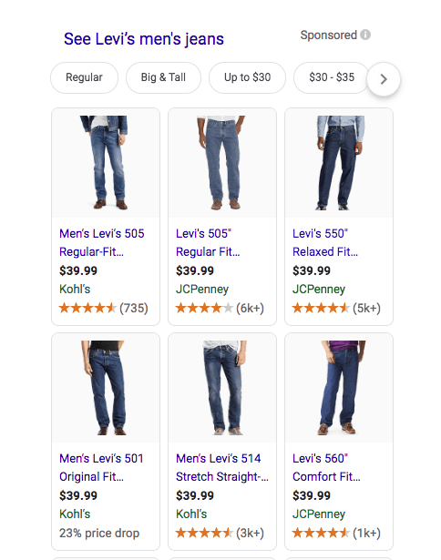 تصویری از تبلیغات خرید گوگل برای شلوار جین مردانه Levi's. شش آگهی با تصویر محصول، نام نوع خاص شلوار جین لیوایز، قیمت، رتبه بندی و فروشگاه های موجود در آن. اکثر عناوین محصولات حاوی کلمه مردانه و نوع برش هستند. عنوان محصول با بیضی پایان می یابد.